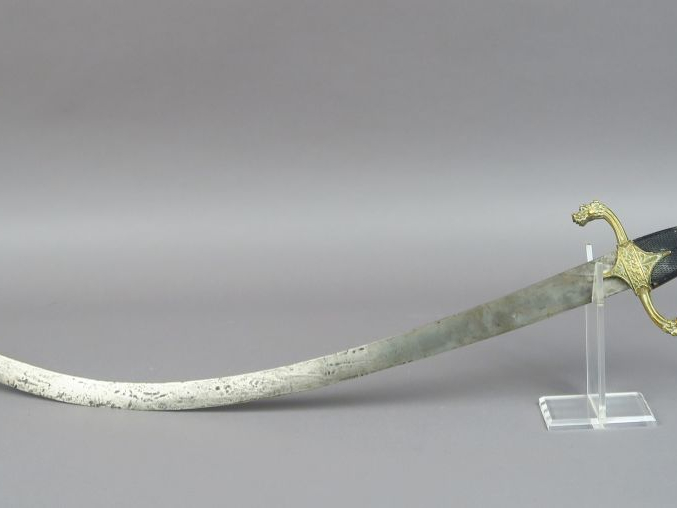 Sabre de fantaisie à la mameluk lame courbe plate à dos plat de 780 mm