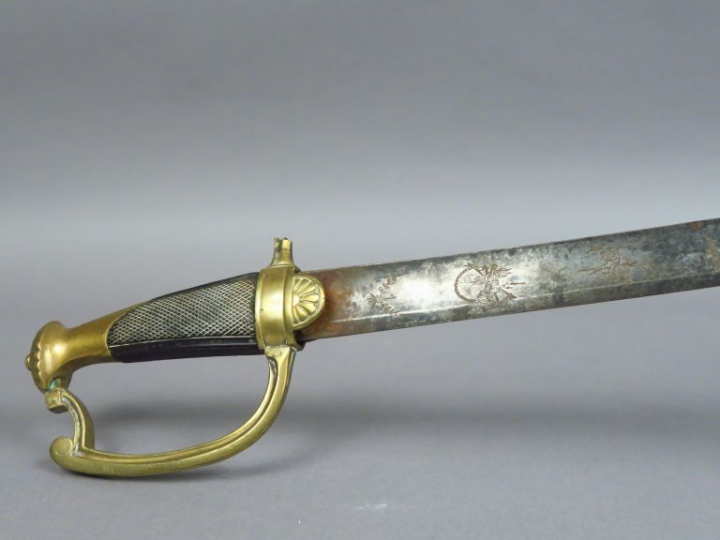 Sabre d’officier d’infanterie époque Consulat, lame à la Montmorency, 