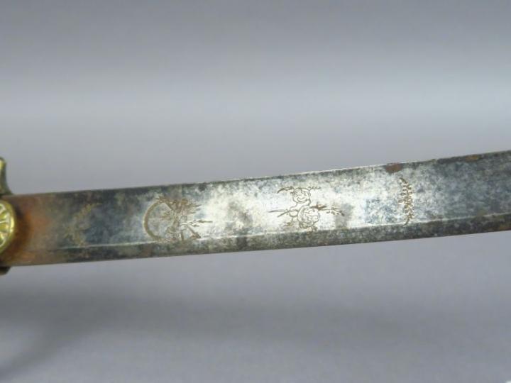 Sabre d’officier d’infanterie époque Consulat, lame à la Montmorency, 