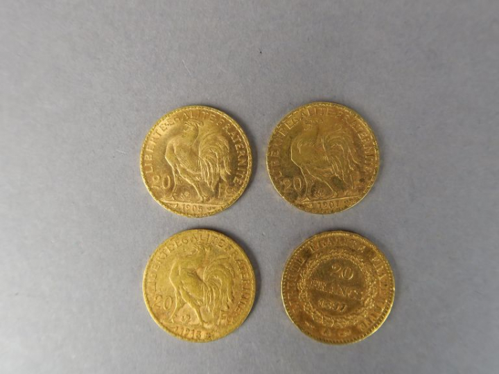 Quatre pièces de 20 Francs or, 1897-A, 1905, 1907, 1913.  FRAIS ACHETE