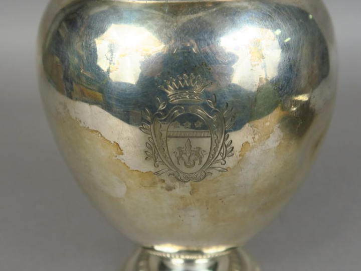 Aiguière et son bassin fin XVIIIème-début XIXème en argent.  Les deux 