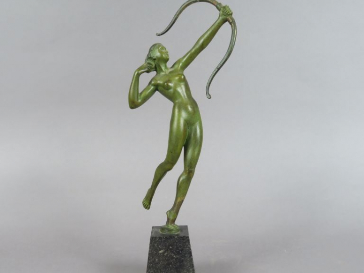 Salvatore MELANI "Tireuse à l'arc" Sculpture Art déco en bronze à pati