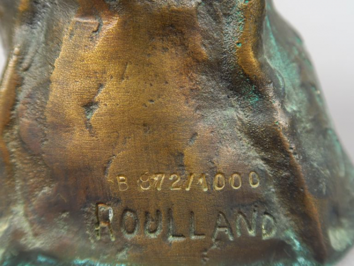 ROULLAND."Portrait d'homme". Sculpture en bronze patiné.  Signée.  Num