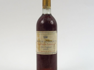Vente aux enchères 1 BOUTEILLE CHÂTEAU DE FARGUES SAUTERNES - 1955 - BG/ET