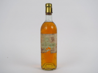 Vente aux enchères 1 BOUTEILLE CHÂTEAU FILHOT CC SAUTERNES - 1971 - LB/EA/CAPS DECOUPEE/B