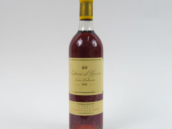 1 BOUTEILLE CHÂTEAU D'YQUEM 1er CCS SAUTERNES - 1982 - BG