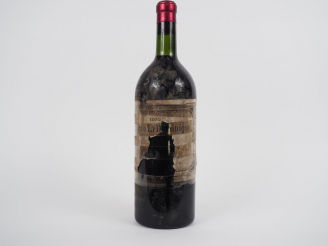 Vente aux enchères 1 MAGNUM CHÂTEAU LA DOMINIQUE GC ST EMILION - 1952 - BG+/EA