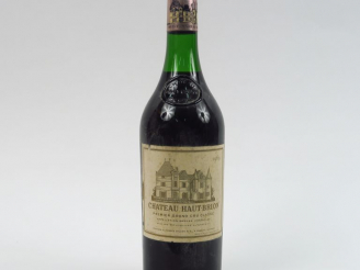 Vente aux enchères 1 BOUTEILLE CHÂTEAU HAUT BRION 1er GCC GRAVES - 1969 - 3,5 CM/ELF
