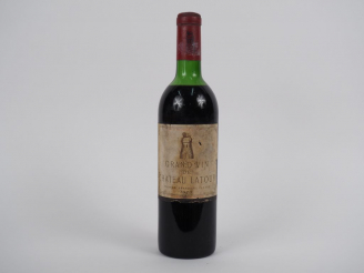 Vente aux enchères 1 BOUTEILLE CHÂTEAU LATOUR 1er GCC PAUILLAC - 1970 - MEP/ET/CAPS SALE 