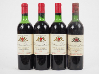Vente aux enchères 4 BOUTEILLES CHÂTEAU LAROZE GCC ST EMILION - 1970 - 1 LB/1 HEP/2 MEP/B