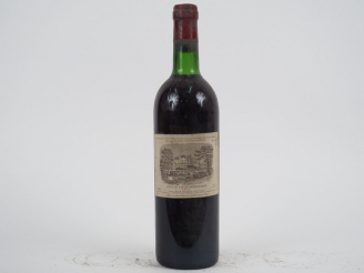 Vente aux enchères 1 BOUTEILLE CHÂTEAU LAFITE ROTHSCHILD 1er GCC PAUILLAC - 1973 - BG/BLS