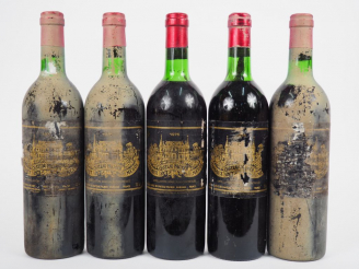 Vente aux enchères 5 BOUTEILLES CHÂTEAU PALMER GCC MARGAUX - 1976 - 3 BG/1 LB/1 HEP/3 EA