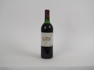 Vente aux enchères 1 BOUTEILLE CHÂTEAU MARGAUX 1er GCC MARGAUX - 1982 - HEP/CAPS TL AB