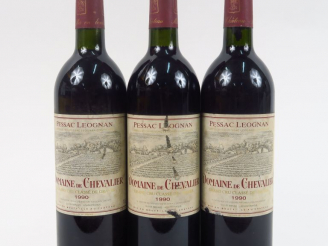Vente aux enchères 3 BOUTEILLES DOMAINE DE CHEVALIER GCC GRAVES - 1990 - BG