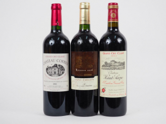 Vente aux enchères 3 BOUTEILLES ST EMILION : 1 CHÂTEAU HAUT SARPE GCC 2005 - 1 CHÂTEAU CO