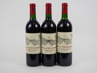 Vente aux enchères 3 BOUTEILLES CHÂTEAU ST GEORGES - 1 de 1995 BG - 1 de 1992 - 1 de 1993