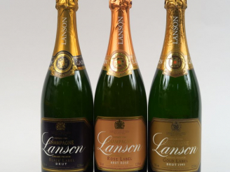 Vente aux enchères 3 BOUTEILLES CHAMPAGNE COFFRET LANSON : 1 ROSE - 1 BLACK LABEL - 1 GOL