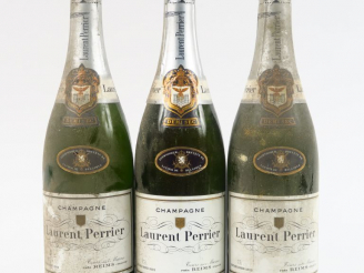 Vente aux enchères 3 VIEILLES BOUTEILLES LAURENT PERRIER DEMI SEC