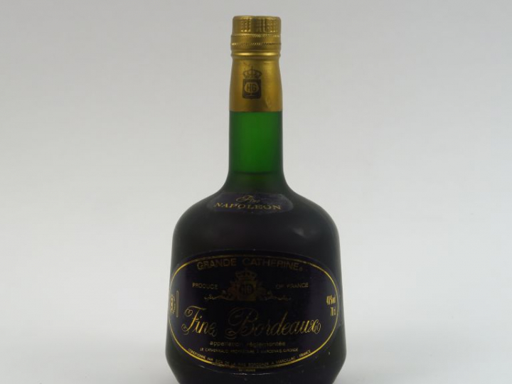 1 BOUTEILLE FINE NAPOLEON 'GRANDE CATHERINE' FINE BORDEAUX