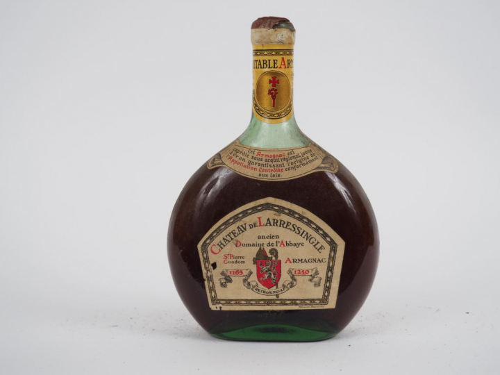 1 VIEILLE BOUTEILLE ARMAGNAC CHÂTEAU DE LARRESSINGLE