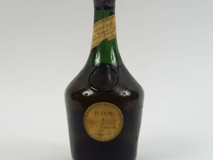 1 VIEILLE BOUTEILLE BENEDICTINE DOM