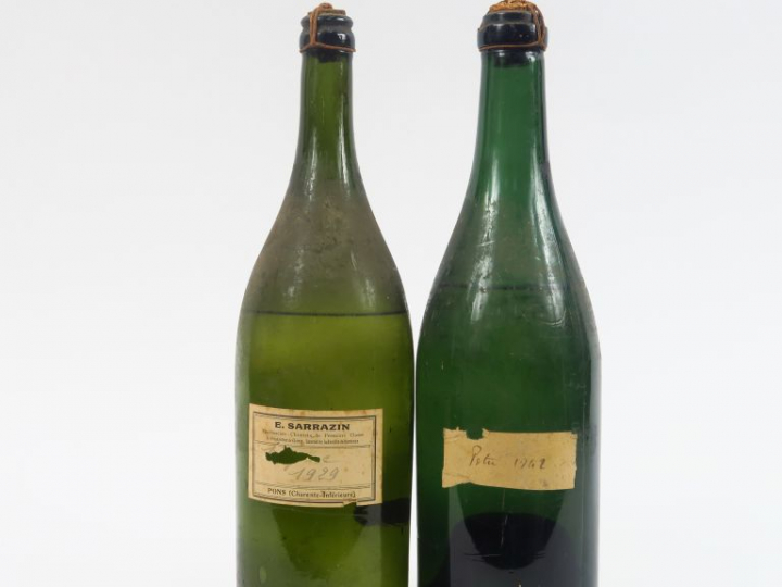 2 BOUTEILLES PRESUMEES MARC DE RAISIN (MISE PARTICULIERE) - 10 CM/12 C