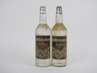 Vente aux enchères 2 VIEILLES BOUTEILLES MENTHE BLANCHE SURFINE