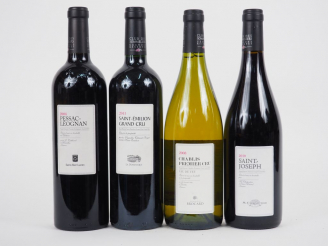 Vente aux enchères 4 BOUTEILLES CLUB DES SOMMELIERS : 1 ST EMILON GC 2011 LA DOMINIQUE - 