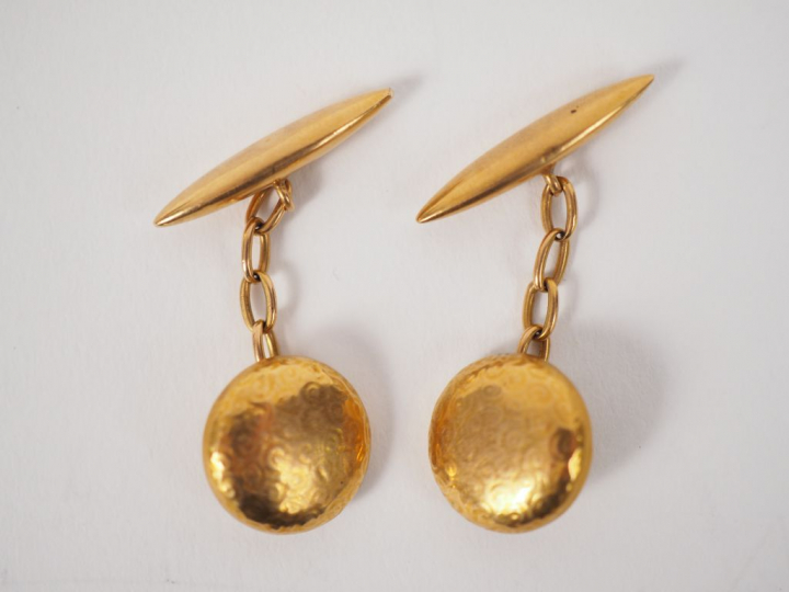 Paire de boutons de manchettes en or jaune.  Poids. 4,65 g