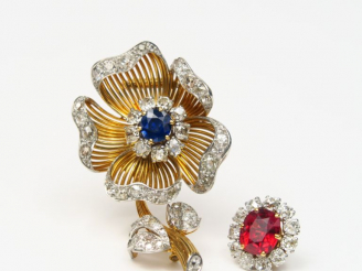Vente aux enchères MAUBOUSSIN.  Broche transformable en or jaune, platine et diamants en 