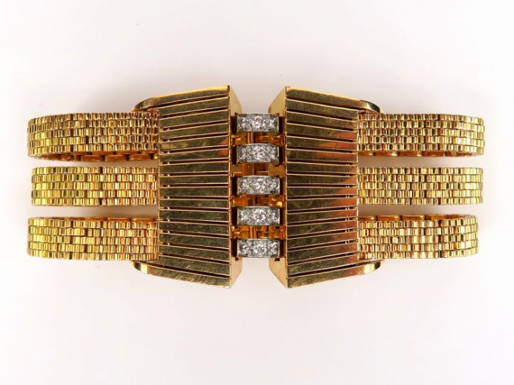 Bracelet de style Art déco en or jaune, orné en son centre de quinze p