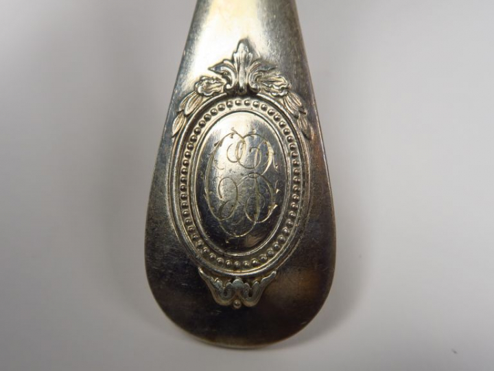 Partie de ménagère en argent de style Louis XVI , poinçon Minerve, mod
