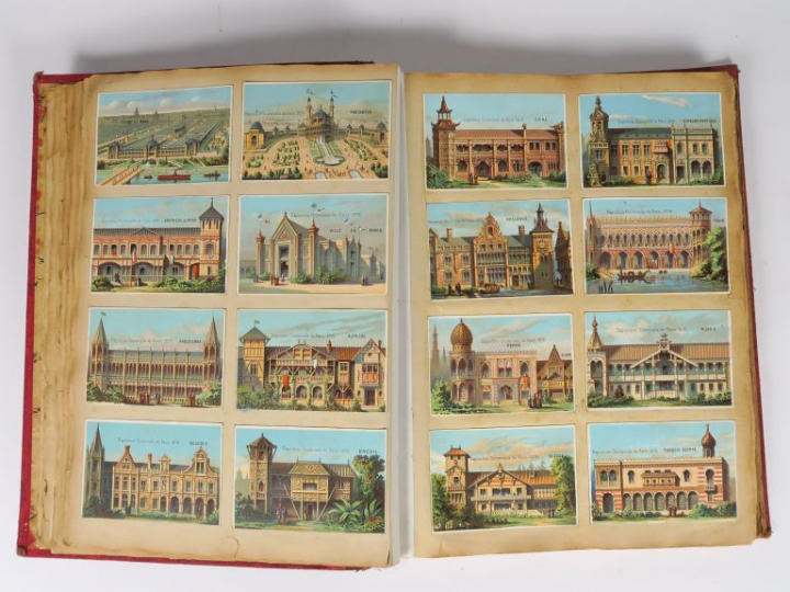 Album contenant des images publicitaires.