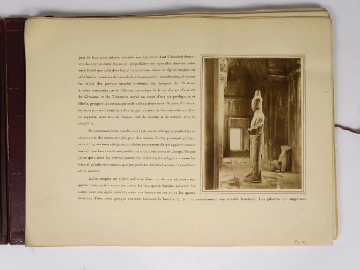 Jean BOUCHOT. "Au berceau des kmers". Portfolio.