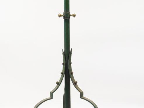 Porte cierge fin XIXème en fer forgé et tôle laquée vert et doré