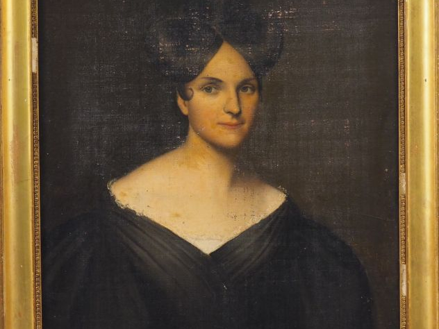 Ecole française XIXème. "Portrait de jeune femme à la robe noire". Hui