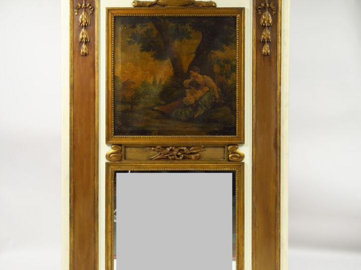 Trumeau XIXème en bois peint et doré, à décor de jeunes filles à la le