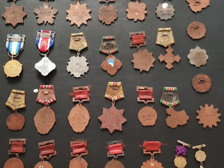 Ensemble comprenant 30 médailles de la Ière République de Chine (1911)