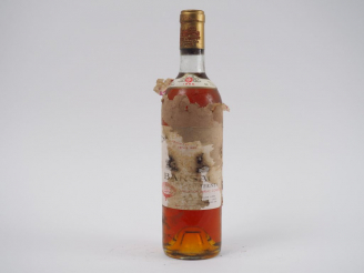 Vente aux enchères 1 BOUTEILLE CHÂTEAU CAILLOU SAUTERNES - 1966 - BG+/ET