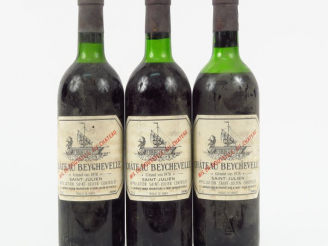 Vente aux enchères 3 BOUTEILLES CHÂTEAU BEYCHEVELLE GCC ST JULIEN - 1978 - 2 HEP/1 MEP