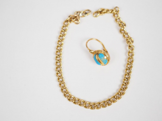 Vente aux enchères Lot comprenant :  - un perce-oreille en or jaune et émail bleu (petit 