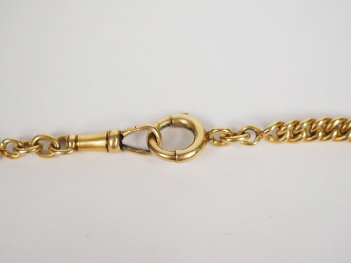 Giletière en or jaune.  Long. 36 cm  Poids. 30,69 g