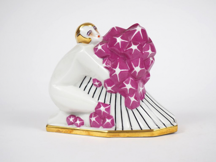 Veilleuse Art Déco en porcelaine polychrome de Limoges.  Dim.  14 x 17