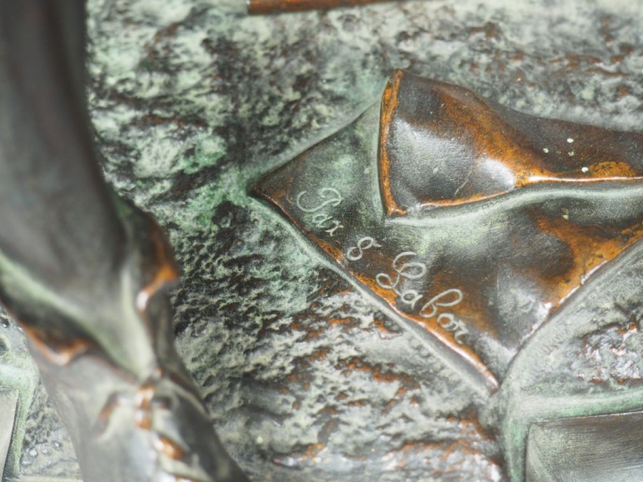 P. DUBOIS. 'Forgeron'. Sculpture en bronze à patine médaille. Fonte S.