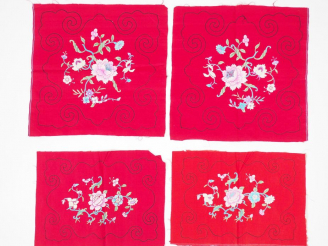 Vente aux enchères Réunion de 4 pièces de broderies chinoises début XXème siècle. Circa 4
