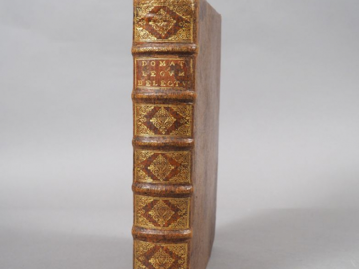 DOMAT (J.). Legum delectus ex libris digestorum et Codicis ad usum sch