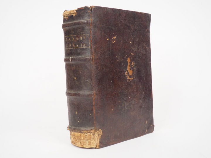 ERASME. Adagiorum opus. Bâle, Froben 1533. in-folio, 36 ff. n. ch.-107