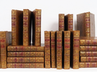 Vente aux enchères VOLTAIRE. Collection complète des Œuvres. Genève, 1768-1775. 24 vol. i