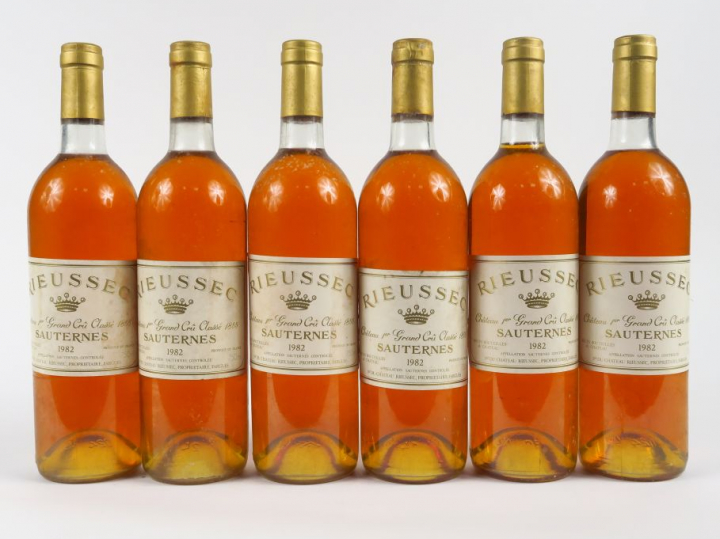 6 BOUTEILLES CHÂTEAU RIEUSSEC 1er CC SAUTERNES - 1982 - 5 LB