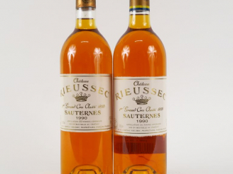 Vente aux enchères 2 BOUTEILLES CHÂTEAU RIEUSSEC 1er CC SAUTERNES - 1990 - 1 CAPS LA